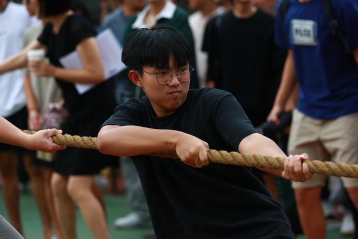 20251022【正修科技大學歡慶60週年校慶系列活動：工學院日-工學院暨系學會拔河比賽】p.2圖片