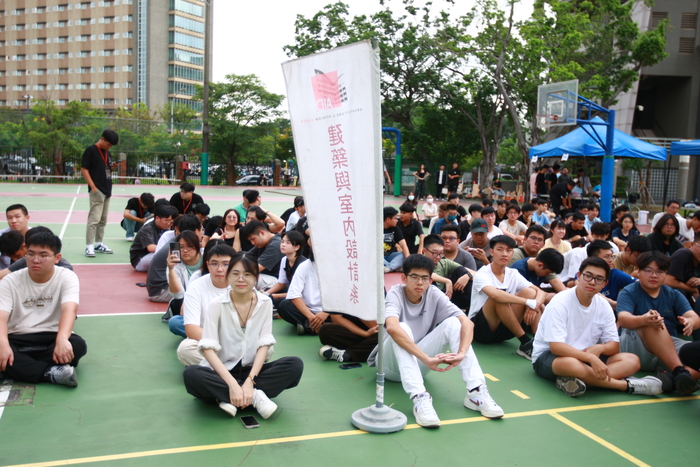 20251022【正修科技大學歡慶60週年校慶系列活動：工學院日-工學院暨系學會拔河比賽】p.2圖片