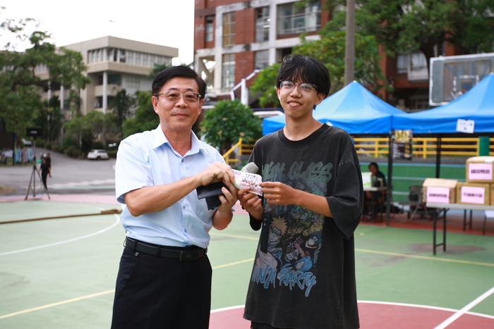 20251022【正修科技大學歡慶60週年校慶系列活動：工學院日-工學院暨系學會拔河比賽】p.2圖片