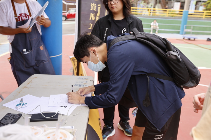 20251022【正修科技大學歡慶60週年校慶系列活動：工學院日-工學院暨系學會拔河比賽】p.1圖片