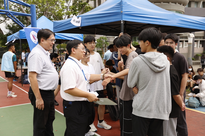 20251022【正修科技大學歡慶60週年校慶系列活動：工學院日-工學院暨系學會拔河比賽】p.1圖片