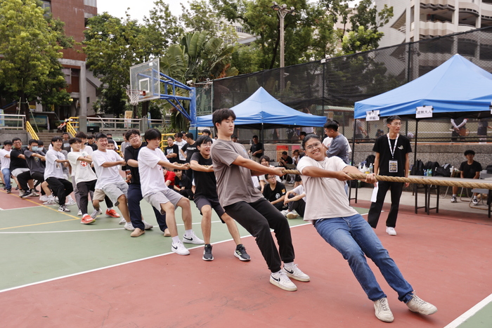 20251022【正修科技大學歡慶60週年校慶系列活動：工學院日-工學院暨系學會拔河比賽】p.1圖片