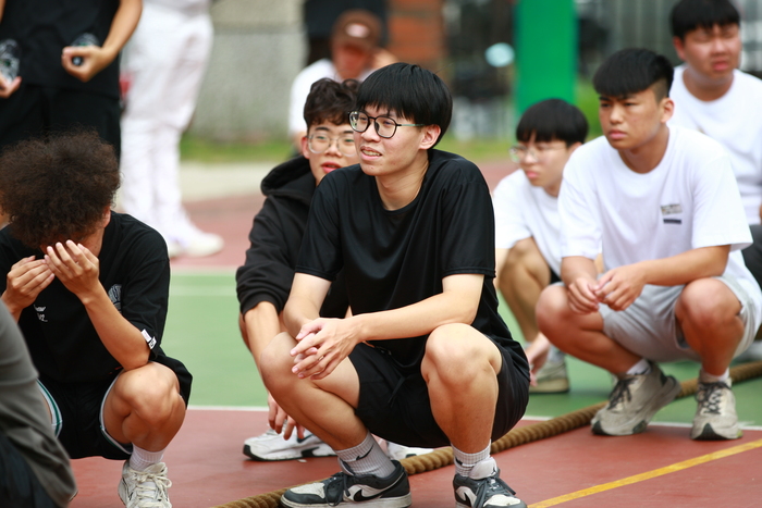 20251022【正修科技大學歡慶60週年校慶系列活動：工學院日-工學院暨系學會拔河比賽】p.1圖片