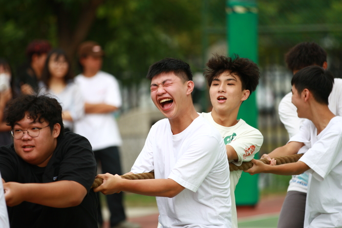 20251022【正修科技大學歡慶60週年校慶系列活動：工學院日-工學院暨系學會拔河比賽】p.1圖片