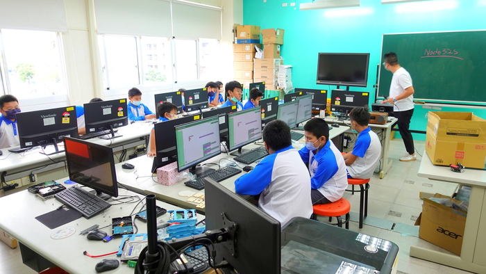 20251127【正修創客基地×工學院】國小創客體驗研習營圖片